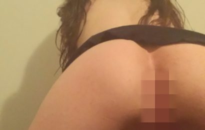 Olivia petite salope soumise offerte pour rencontre sexe à Montauban